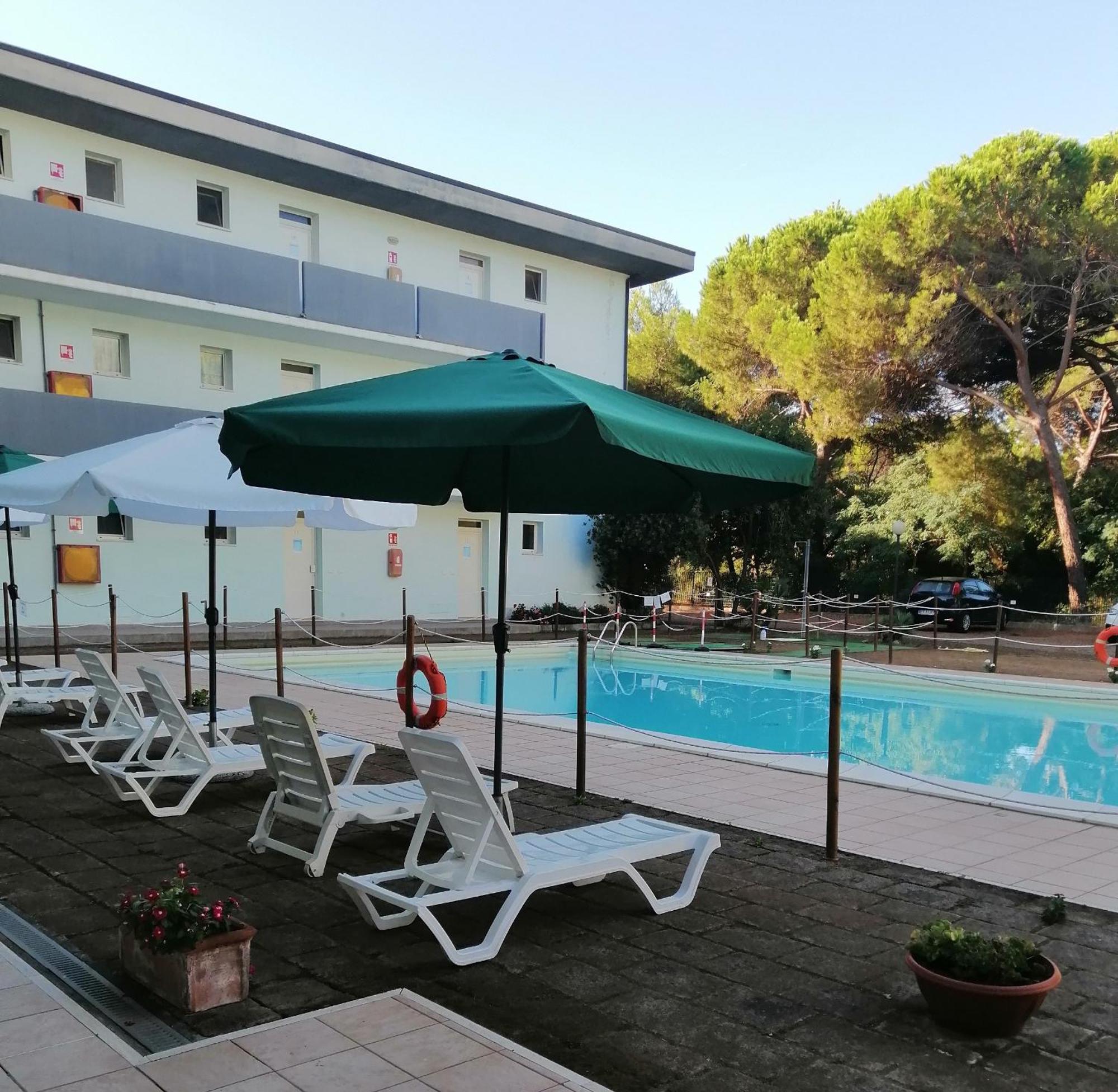 Residence Verde Pineta Principina a Mare Buitenkant foto